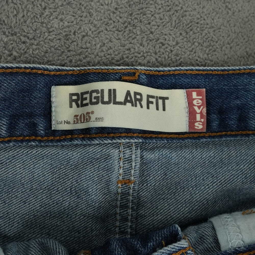 Levi's 505 Jeans Mens 30x30 Blue Medium Wash Regular Fit Denim Straight Leg Y2K - Picture 6 of 11